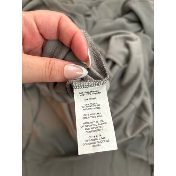 NWT Show Me Your Mumu Godshaw Goddess Gown Bridesmaid Dress Charcoal Size L - Picture 8 of 12